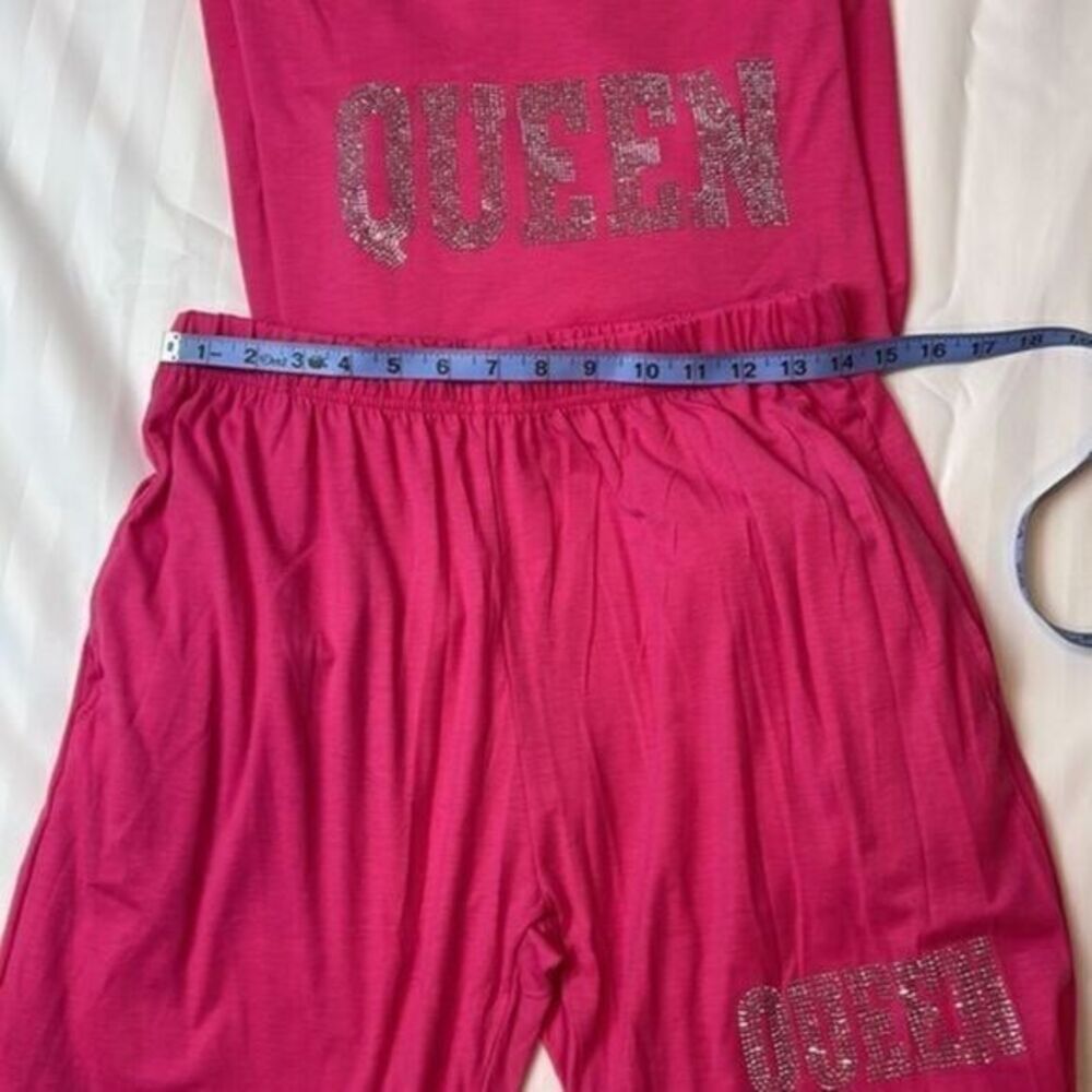 QUEEN Rhinestone Letter Pattern lounge Set Size 2XL‎ - Picture 8 of 13